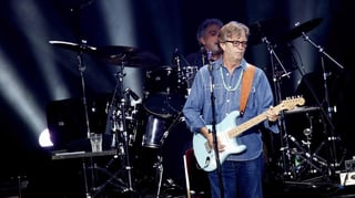 Dolor. Tears in heaven, la canción que salvó a Eric Clapton, cumple 28 años, la pieza fue escrita luego de la trágica muerte de su hijo Conor. (ESPECIAL) 