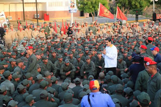 El presidente de Venezuela, Nicolás Maduro, anunció que los días 15 y 16 de febrero la Fuerza Armada Nacional Bolivariana (FANB) realizará 'los primeros ejercicios militares' del 2020. (ARCHIVO)