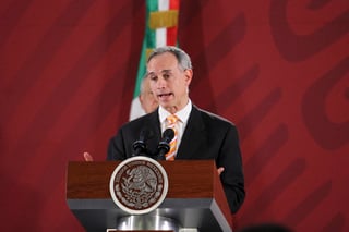 El subsecretario de Promoción y Prevención de la Salud, Hugo López Gatell llamó a la población a denunciar los aumentos en el cobro de cuotas en los Institutos Nacionales de Salud y Hospitales Federales. (ARCHIVO)