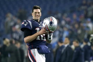 Tom Brady dejó entrever con un mensaje en Instagram, que continuará su carrera, aunque no se sabe con cuál equipo. (AP)