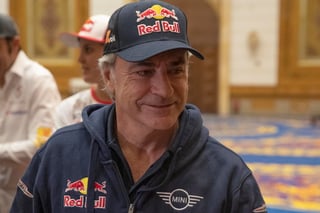 El piloto español Carlos Sainz acabó la sexta etapa en segundo lugar. (ESPECIAL) 