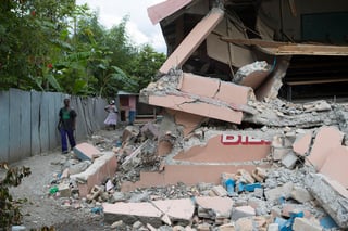Haití recuerda este domingo a las más de 300 mil víctimas del fuerte sismo registrado el 12 de enero 2010. (ARCHIVO) 