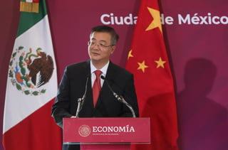 El comercio entre China y México creció un seis por ciento a tasa anual de enero a noviembre de 2019 hasta alcanzar un valor de 55 mil millones de dólares, informó este lunes Zhu Qingqiao. (ARCHIVO) 
