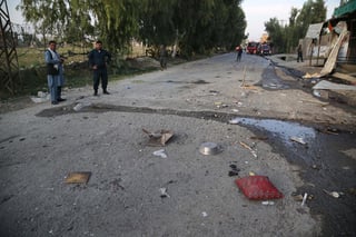 Dos bombas estallaron el martes de manera casi simultánea en una carretera en el norte de Afganistán, matando a dos niños e hiriendo a nueve personas. (ARCHIVO) 