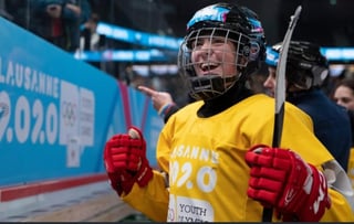 Luisa Wilson se agenció el oro en el torneo de hockey sobre hielo 3x3 en la cita de Lausana 2020. (ESPECIAL)