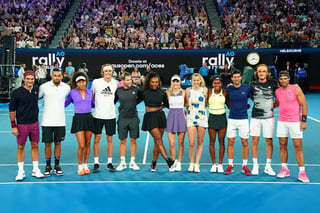 Un gran espectáculo montaron las estrellas de la WTA y la ATP, para recaudar fondos contra los incendios en Australia. (EFE)