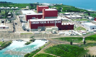 Quieren construir nuevas centrales nucleoeléctricas como Laguna Verde. (ARCHIVO) 