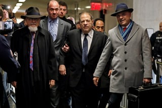 En la corte. El juicio al productor de cine, Harvey Weinstein, entra en detalle con sus supuestos abusos sexuales. (AP)