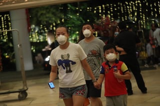 La Secretaría de Salud detalló que los otros dos casos sospechosos de coronavirus corresponden a una mujer de 28 años y un hombre de 31 años: ambos viajaron a la ciudad de Wuhan, China en semanas pasadas. (EFE)
