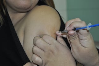 El IMSS hace un llamado a la población vulnerable a aplicarse la vacuna contra la influenza. (EL SIGLO DE TORREÓN)