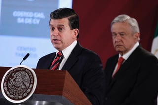 En la conferencia matutina del presidente Andrés Manuel López Obrador, Sheffield Padilla presentó el informe semanal Quién es quién en el precio de los combustibles. (ARCHIVO)