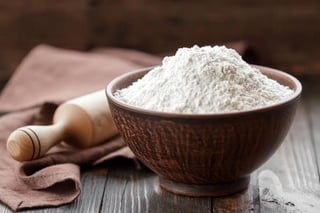 Tanto el bicarbonato de sodio como el polvo para hornear son ingredientes considerados levaduras químicas.