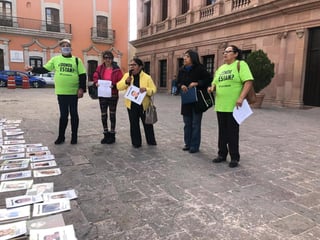 Se pronunciaron en la Plaza de Armas de Saltillo, donde aseguraron que no han tenido resultados efectivos de la búsqueda de familiares desaparecidos, así como el castigo a los culpables.