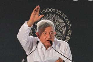 López Obrador dijo que espera que para 2024 queden sembradas miles de hectáreas y se puedan percibir recursos de los programas, incluso un año más después de haber entregado la Presidencia de la República.
(ARCHIVO)