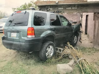 El vehículo responsable es una camioneta de la marca Ford, línea Escape, color verde, con placas de circulación del estado de Coahuila.
(EL SIGLO DE TORREÓN)