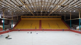 La remodelación del citado espacio deportivo inicio el año pasado con la renovación del techo. (EL SIGLO COAHUILA)