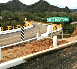 El funcionario federal verificará la carretera Los Herrera-Tamazula, particularmente el Puente Sahuatinipa. (EL SIGLO DE TORREÓN) 