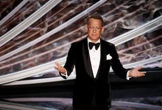 Tom Hanks fue el encargado de dar a conocer la fecha frente al público del Teatro Dolby y millones de espectadores en todo el mundo. (EFE)
