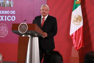 El presidente Andrés Manuel López Obrador se quejó de las empresas contratistas nacionales y extranjeras 'que se han portado mal' y que veían al gobierno como su “puerquito”, por lo que advirtió que eso ya se terminó. (NOTIMEX)
