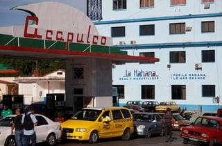 Cuba atraviesa de nuevo problemas de escasez de combustible que han provocado largas filas en las gasolineras de todo el país. (EFE) 