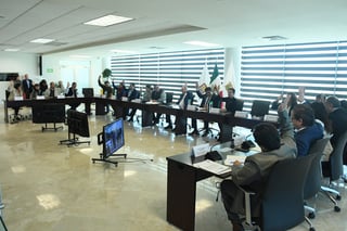 Los regidores de Torreón Ignacio García Castillo e Ignacio Corona Rodríguez anunciaron que buscarán candidaturas a diputaciones locales por sus respectivos partidos, PAN y Morena. (FERNANDO COMPEÁN)
