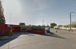 El hombre fue localizado sin vida en el motel El Paso, ubicado sobre la calzada Prof. Ramón Méndez y Emilio Carranza de la colonia Carolinas. (ESPECIAL)