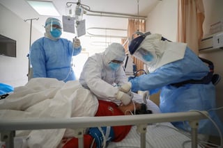 El último informe de la Comisión Nacional de Sanidad china indica que son ya 70,548 las personas contagiadas con el COVID-19. (EFE)