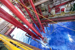 Petróleos Mexicanos (Pemex) tiene detectado un yacimiento en Veracruz, 'que si resultara productor' puede aportar al país recursos prospectivos por 5 mil millones de barriles de petróleo crudo equivalente (medida que incorpora tanto crudo como gas). (ARCHIVO)