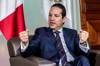 El TAV fue uno de los compromisos de Enrique Peña como candidato en 2012. (ARCHIVO)