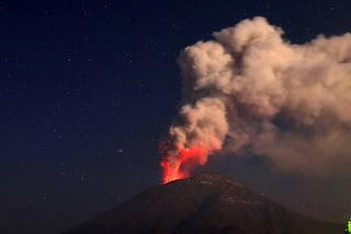 El volcán sudamericano Tungurahua en Ecuador está mostrando signos de que podría producirse un potencial colapso. (ARCHIVO) 