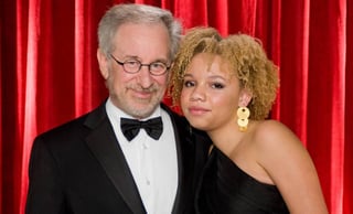 Decidida. Hija de Steven Spielberg se dedicará al cine porno, quiere ser striper, dice que sus padres la apoyan. (AGENCIAS)