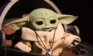 Especial. Los productos de Baby Yoda, figura que se ha transformado en uno de los fenómenos de Star Wars. (ARCHIVO)