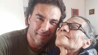 Dio a conocer esta mañana que su madre doña María Eugenia, falleció a los 82 años por causas aún desconocidas. (ESPECIAL)