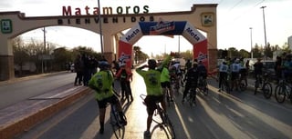 El Ayuntamiento y promotores deportivos informaron sobre la realización de la carrera ciclista de 50 y 100 kilómetros para unirse a la celebración del 94 Aniversario de Matamoros. (EL SIGLO DE TORREÓN) 