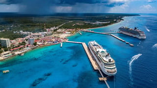 Las autoridades de Jamaica y de las Islas Caimán han negado un puerto al crucero 'MSC Meraviglia' con más de 6,000 personas a bordo después de constatar que llevaba a bordo a un tripulante con síntomas de gripe, según comunicó hoy la naviera italo-suiza en un comunicado. (ARCHIVO)
