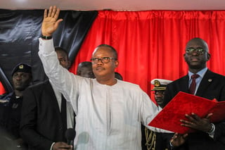 El hasta ahora opositor y ex primer ministro Umaro Sissoco Embaló juró hoy como presidente de Guinea Bisáu casi dos meses después de la celebración de la segunda vuelta de las polémicas elecciones. (EFE)