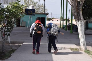 El Secretario de Educación del Estado, Higinio González Calderón, indicó que no hay suspensión de clases pero los padres deben tomar precauciones ante el frente frío. (ARCHIVO)