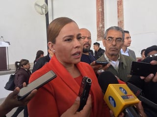 La presidenta municipal de Gómez Palacio señaló que lo correcto es trabajar con los tres órdenes de Gobierno. (EL SIGLO DE TORREÓN/ANGÉLICA SANDOVAL)