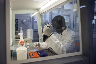 Senegal confirmó hoy un primer caso positivo por infección de COVID-19, un ciudadano francés que viajó desde Francia el pasado 26 de febrero a este país africano. (ARCHIVO) 