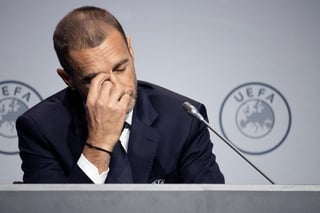 Aleksander Ceferin, presidente de la UEFA, se mostró reacio a hablar sobre si se pudiera suspender o aplazar la Eurocopa 2020 debido al brote del nuevo coronavirus. (EFE)