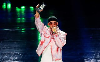 En la primera edición de los Spotify Awards, realizados en México, con la finalidad de premiar a los artistas de acuerdo con el gusto de los oyentes, el cantante puertorriqueño Bad Bunny fue reconocido con premios como el de Artista Masculino Más Escuchado, Artista Más Agregado a Playlist y el Artista Spotify del Año. (ARCHIVO)