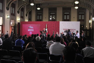'Cuando podamos nos vamos a reunir, cuando tengamos más definido el proyecto de ejecución, para explicarles cómo se va a intervenir, la situación de la propiedad de la mina', señaló López Obrador. (NOTIMEX)
