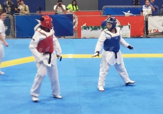 Briseida Acosta, dio un pase importante para conseguir el boleto para la delegación azteca de taekwondo. (HUMBERTO VÁZQUEZ/EL SIGLO DE TORREÓN)