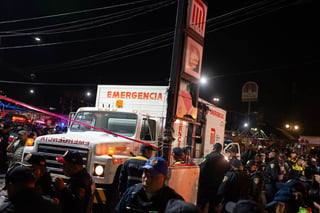 La directora del Metro, Florencia Serranía, informó que permanecen hospitalizadas cinco personas que resultaron lesionadas por el choque de dos trenes en la estación Tacubaya la noche del martes. (NOTIMEX)