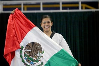 Briseida Acosta ganó para México un boleto en +67 kilogramos femenil, en el Preolímpico de Costa Rica. (CORTESÍA) 