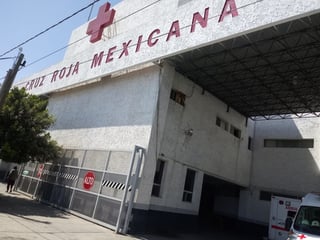 En las instalaciones de la Cruz Roja falleció el hombre que fue atropellado por un autobús. (EL SIGLO DE TORREÓN)