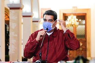 El presidente venezolano, Nicolás Maduro, le solicitó a los venezolanos creyentes de diversas religiones a unirse en una cadena de oración para pedir que se encuentre la vacuna contra el COVID-19. (ARCHIVO) 