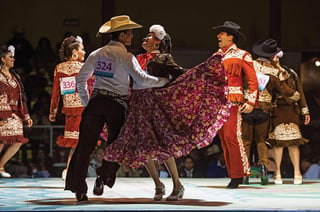 El Concurso Nacional de Baile de Huapango Huasteco en el municipio de San Joaquín y la celebración del Viacrucis en La Cañada, municipio de El Marqués, dos festividades que congregan miles de personas, fueron canceladas este año a causa del COVID-19. (ARCHIVO)