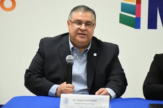 Destaca el secretario del Ayuntamiento de Torreón, Sergio Lara, que cierre de cantinas y bares no fue un acuerdo 'unilateral'.