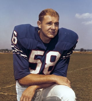 El ex apoyador disputó once temporadas con los Bills. (ARCHIVO)